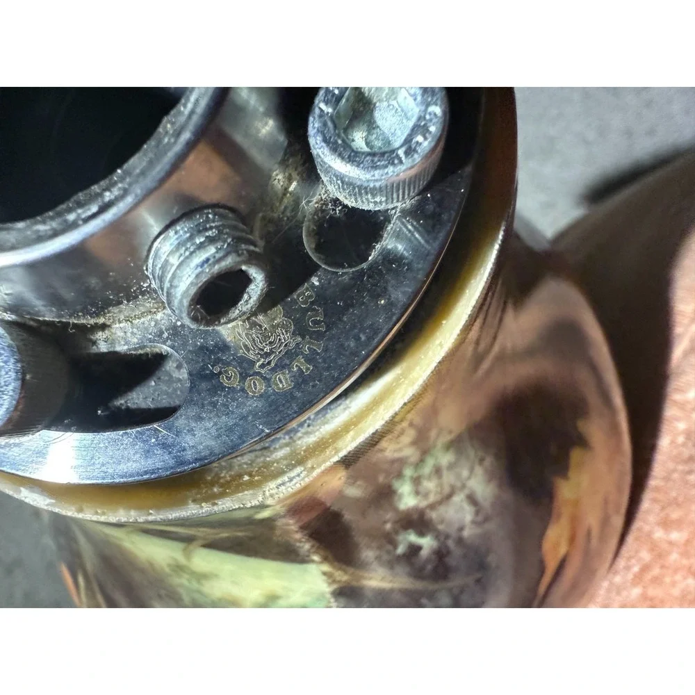 Camo Prosthetic Socket w/ Lyn Valve + 2 Össur Iceross Liners‎ – Display Only